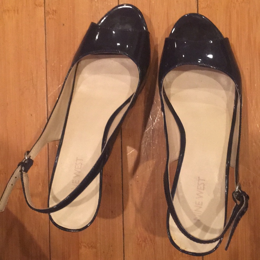 Peep toe platform patent leather & suede slingback